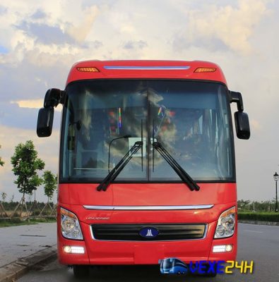 Xe Mạnh Tường